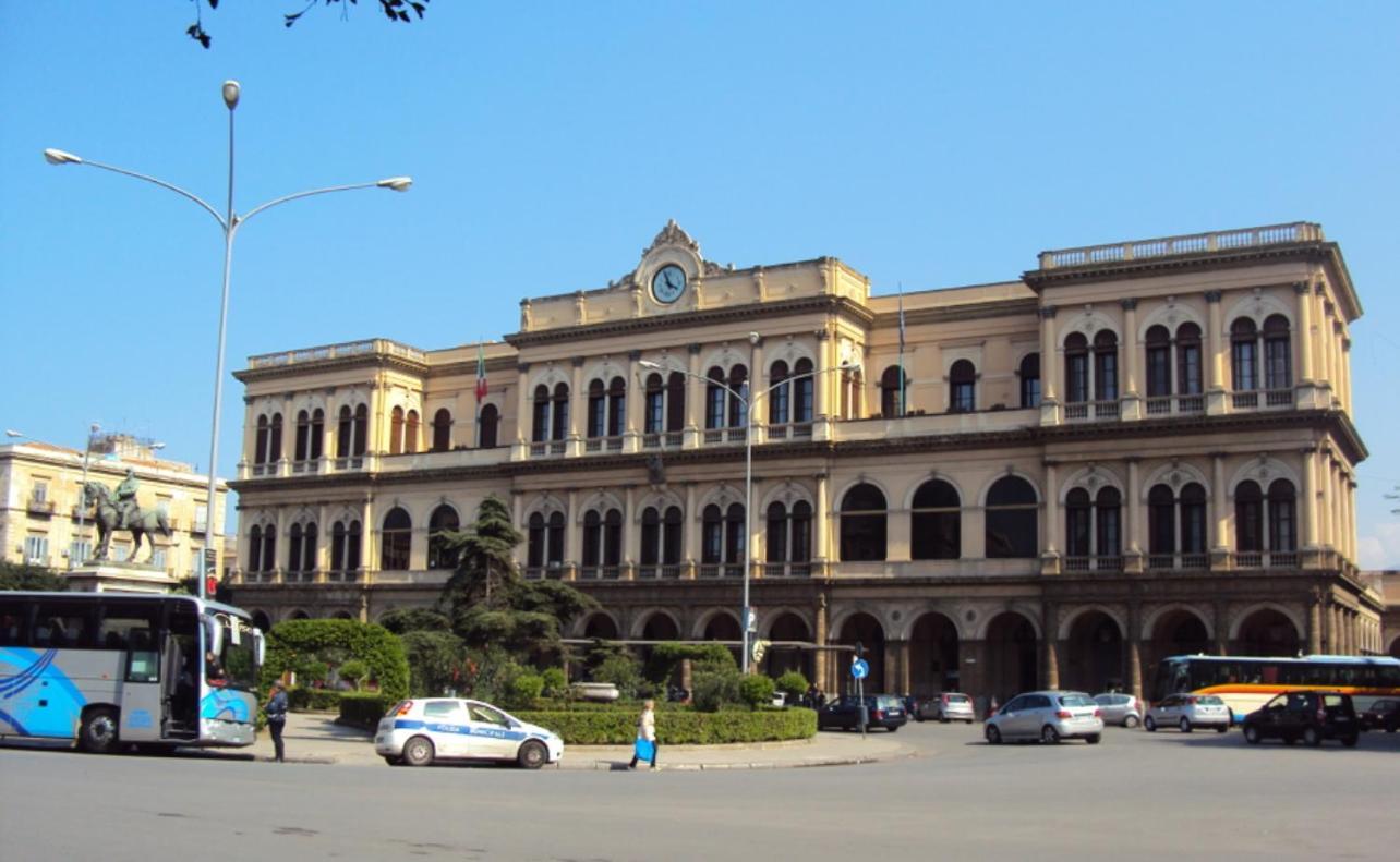 Anthony Apartments Central Station Palermo Exterior photo
