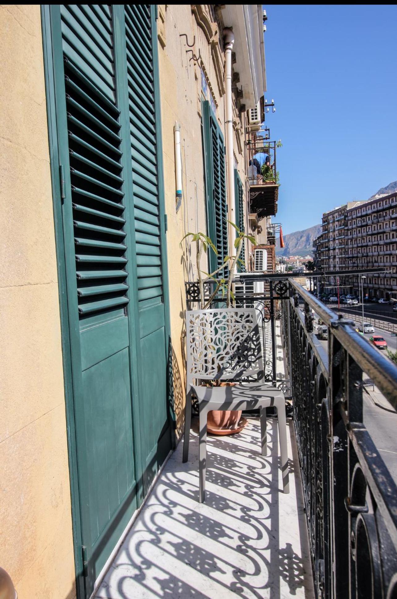 Anthony Apartments Central Station Palermo Exterior photo